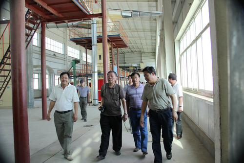 國(guó)家棉花協(xié)會(huì)副會(huì)長(zhǎng)史建偉等領(lǐng)導(dǎo)來公司調(diào)研金塔、瓜州、敦煌棉花市場(chǎng)